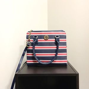 Tommy Hilfiger Hand Bag